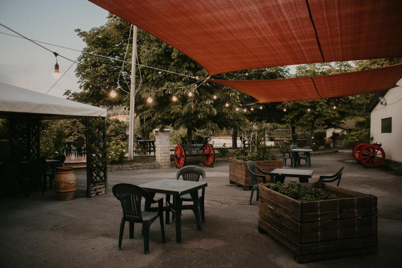 Hotel La Scottiglia E Ristorante Seggiano Exterior foto
